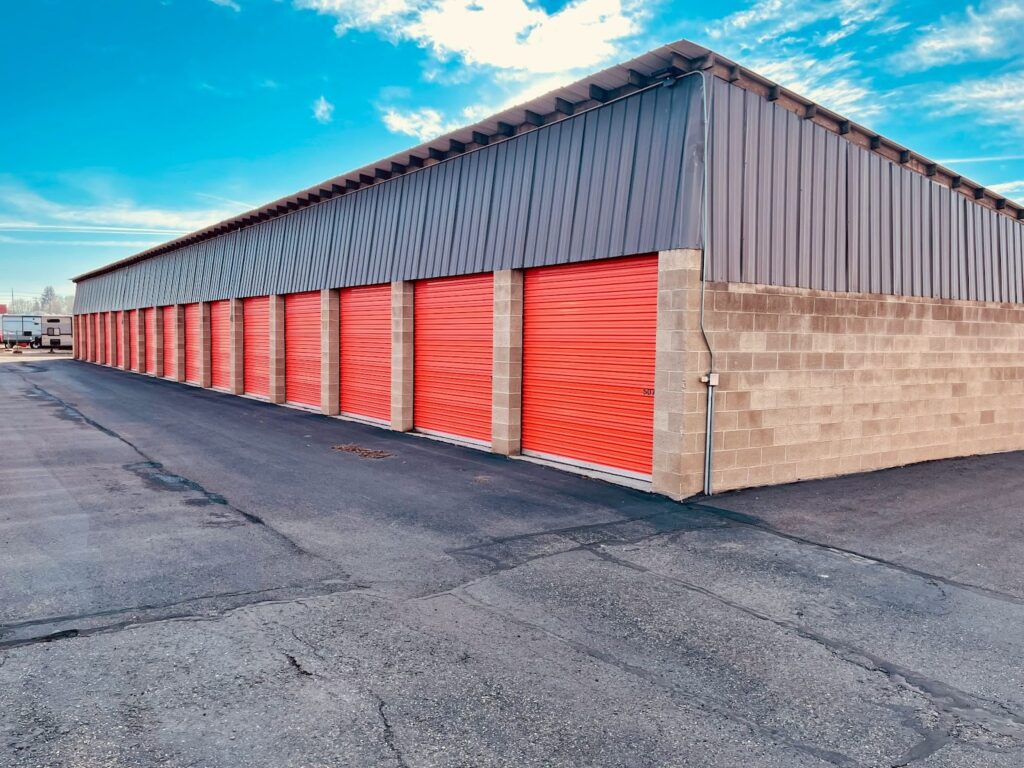 Mini storage buildings